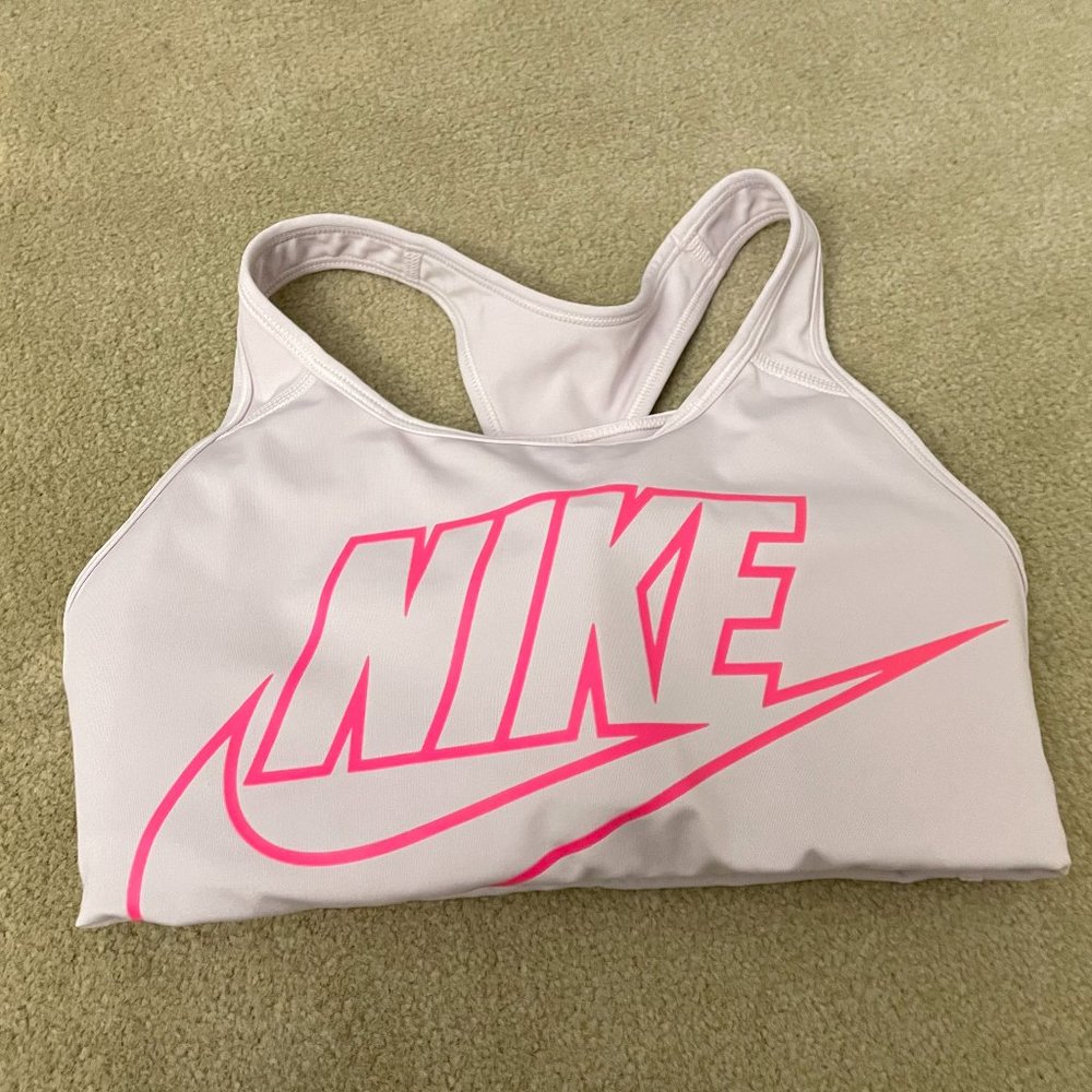 Nike Swoosh Medium Support